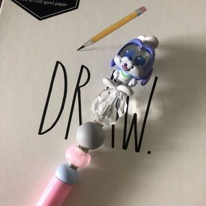 Disney Doorables: Mickey & Friends: Goofy handmade beaded pen